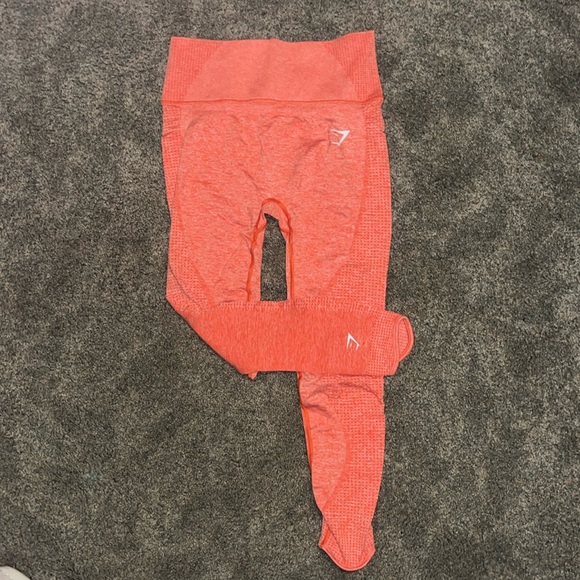 Gymshark Pants - Gymshark women’s workout leggings - women’s medium
